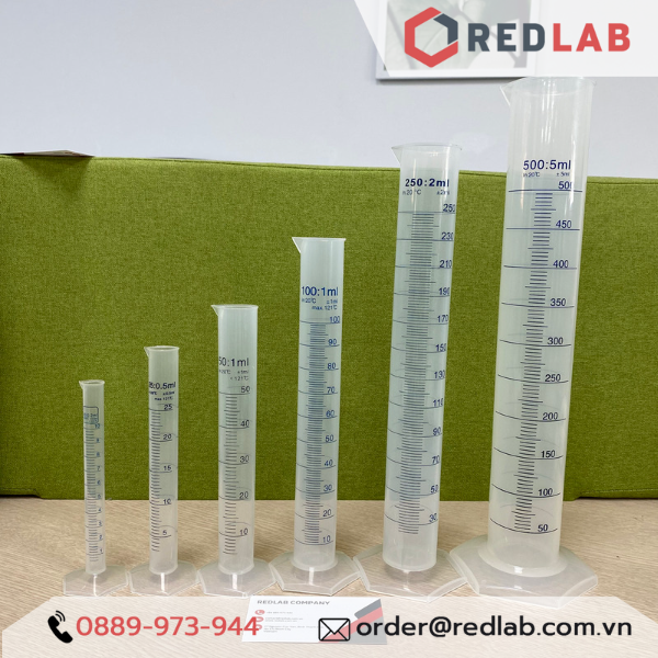 ống đong nhựa - dụng cụ thiết yếu phòng thí nghiệm - REDLAB